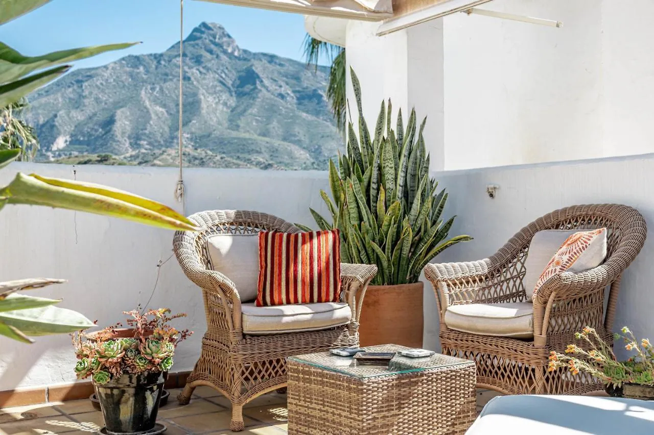 Spectacular 2 Bedroom Penthouse In Best Location In Nueva Andalucia Marbella 0*,