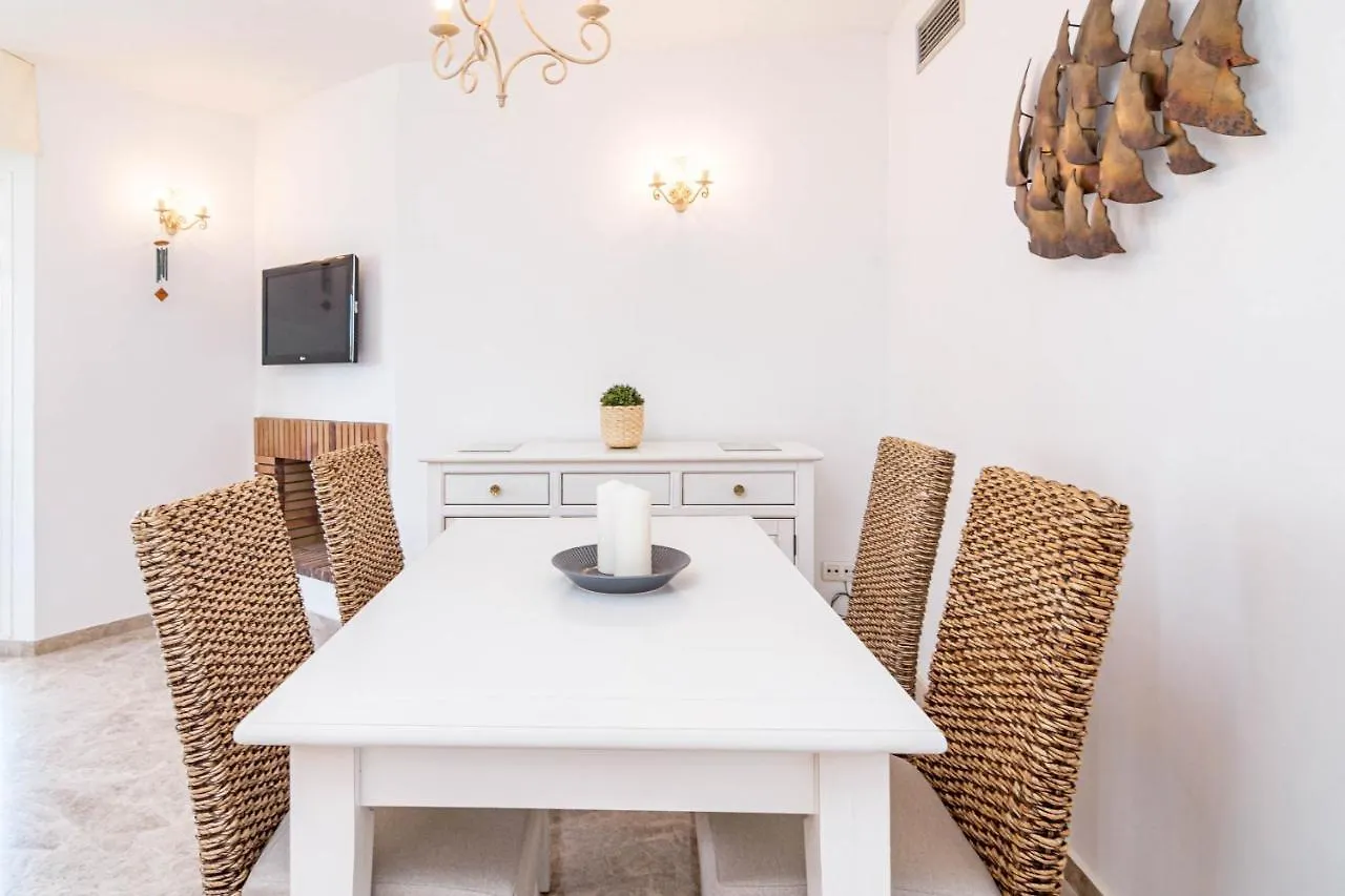 Spectacular 2 Bedroom Penthouse In Best Location In Nueva Andalucia Marbella
