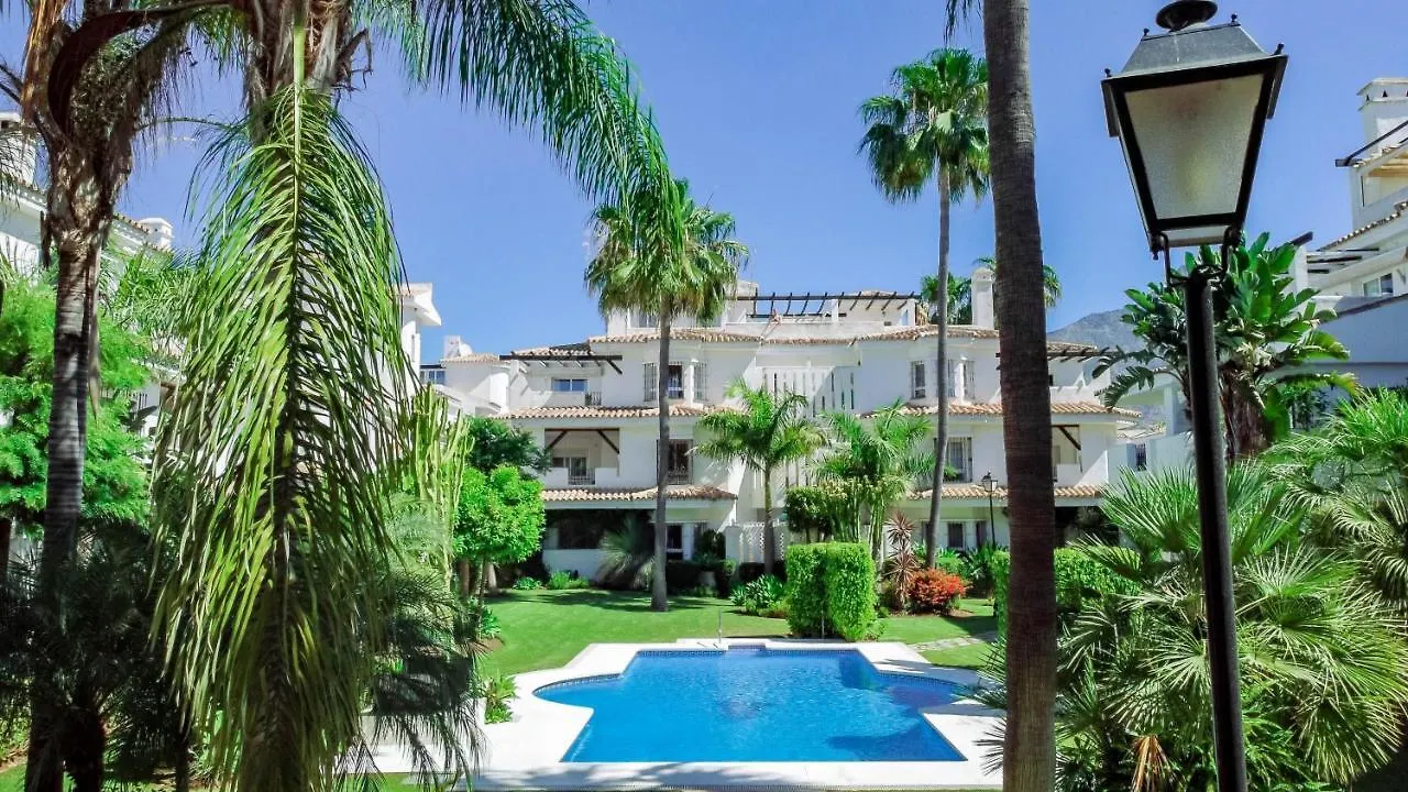 Apartment Spectacular 2 Bedroom Penthouse In Best Location In Nueva Andalucia Marbella